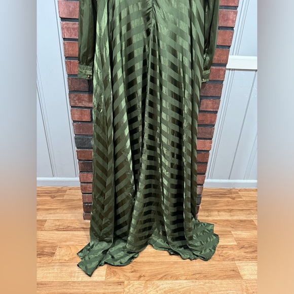 faeriesty dress in green - Picture 12 of 15